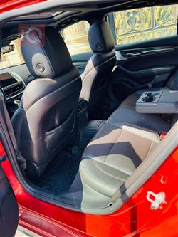 کادیلاک CT5
